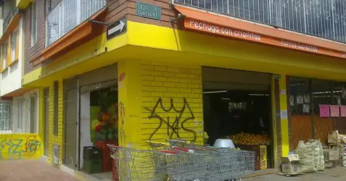 FRUVER CALLE 76 CON 81 FRUVER CALLE 76 CON 81